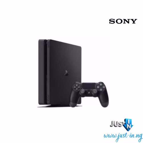 The PS4 Slim Memory 500g Belgium second hand (Cracked) with games